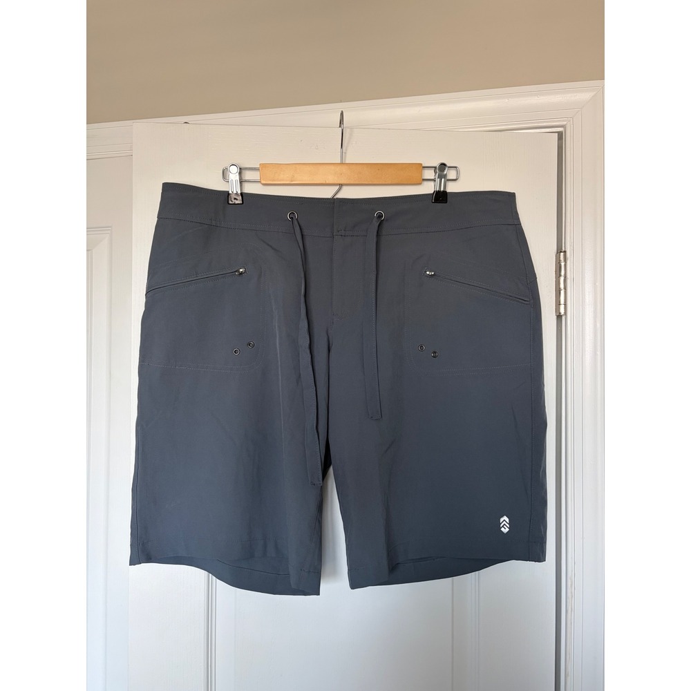 Free Country Womens Gray Hiking Shorts XL 16 Stretch Outdoor Trail Performance